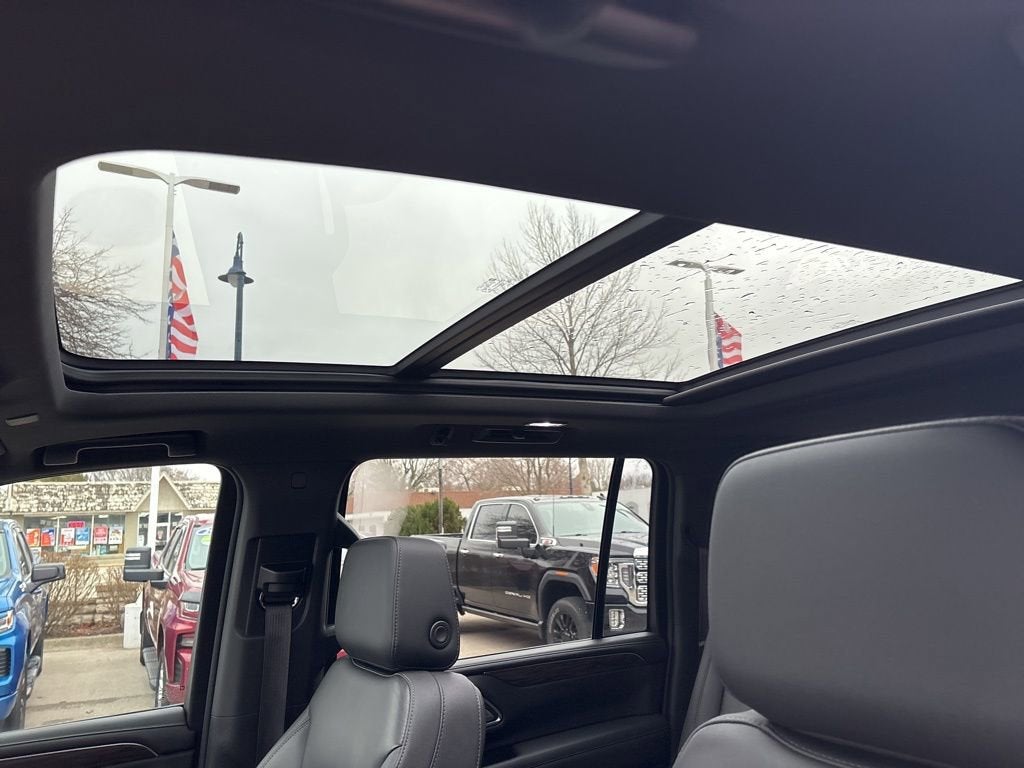 2023 Chevrolet Suburban Z71