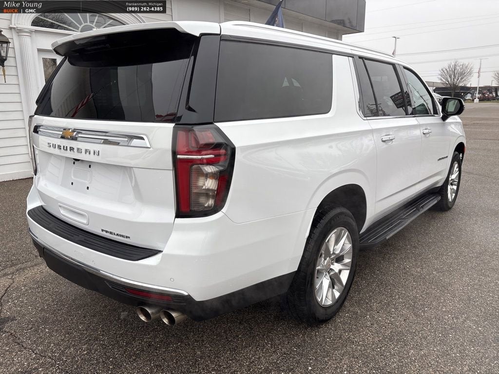 2023 Chevrolet Suburban Premier