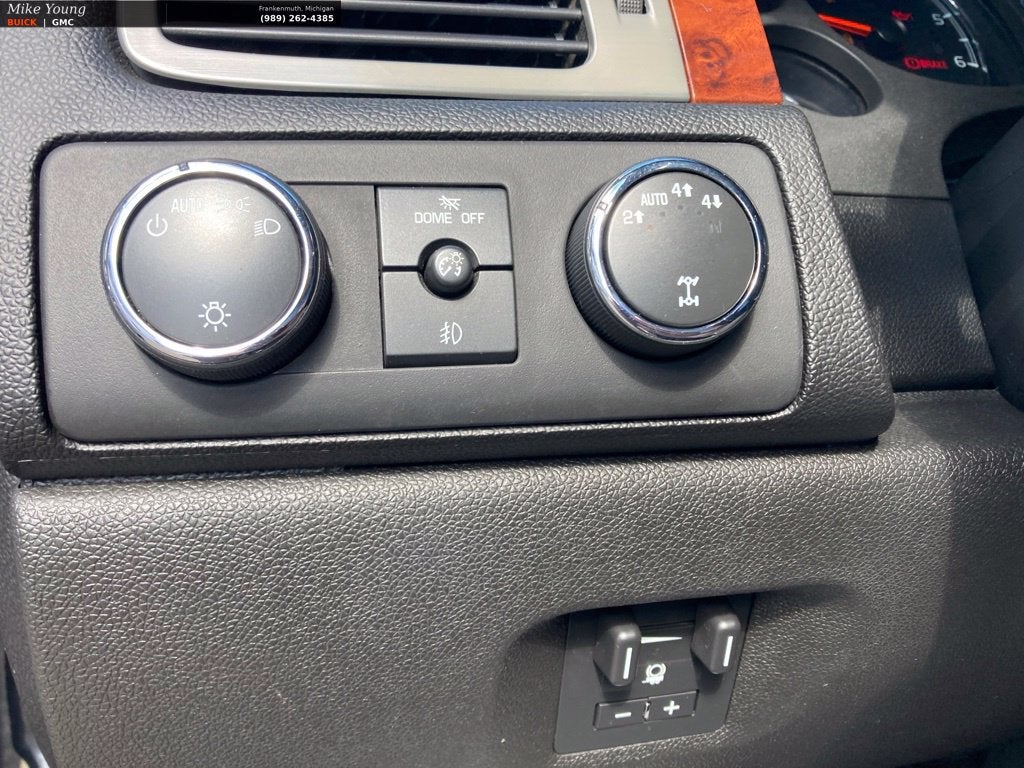 2012 Chevrolet Suburban LT
