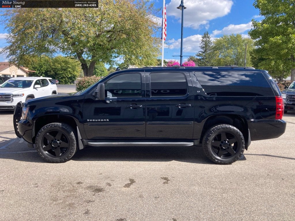 2012 Chevrolet Suburban LT
