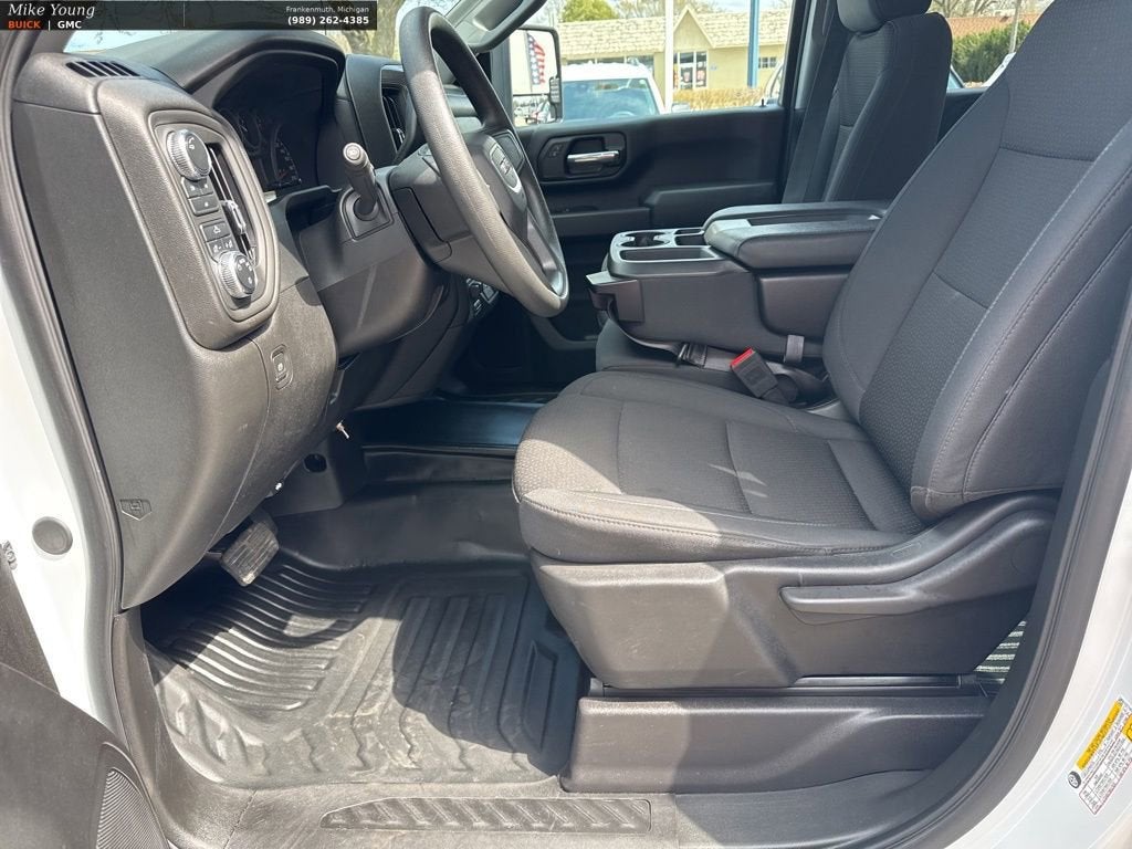 2024 GMC Sierra 2500 HD Pro