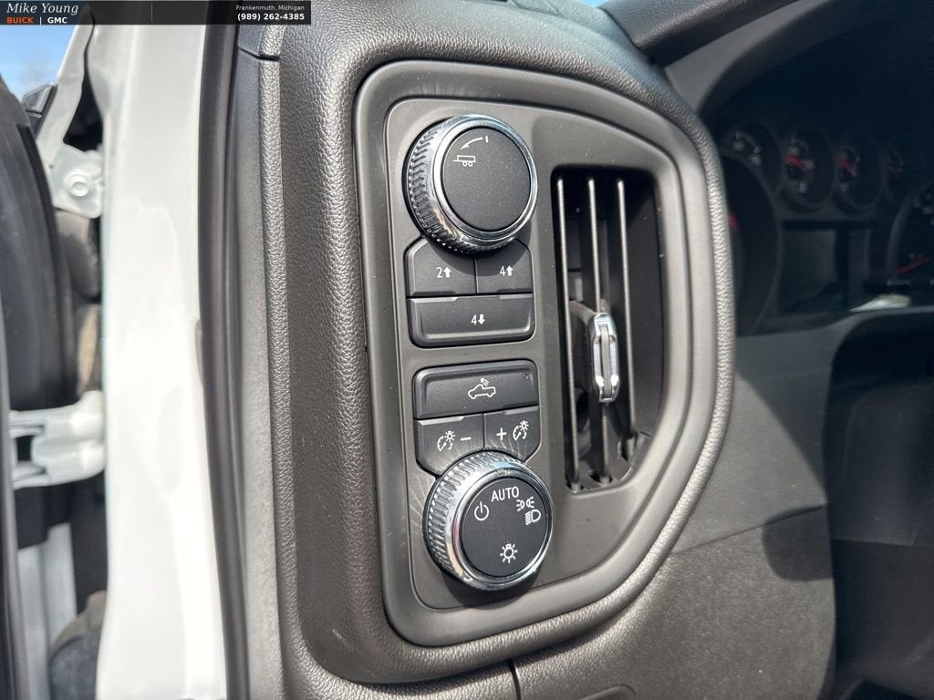 2024 GMC Sierra 2500 HD Pro