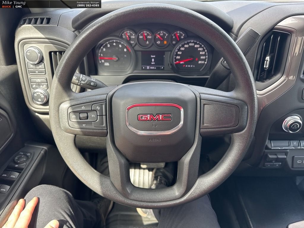 2024 GMC Sierra 2500 HD Pro