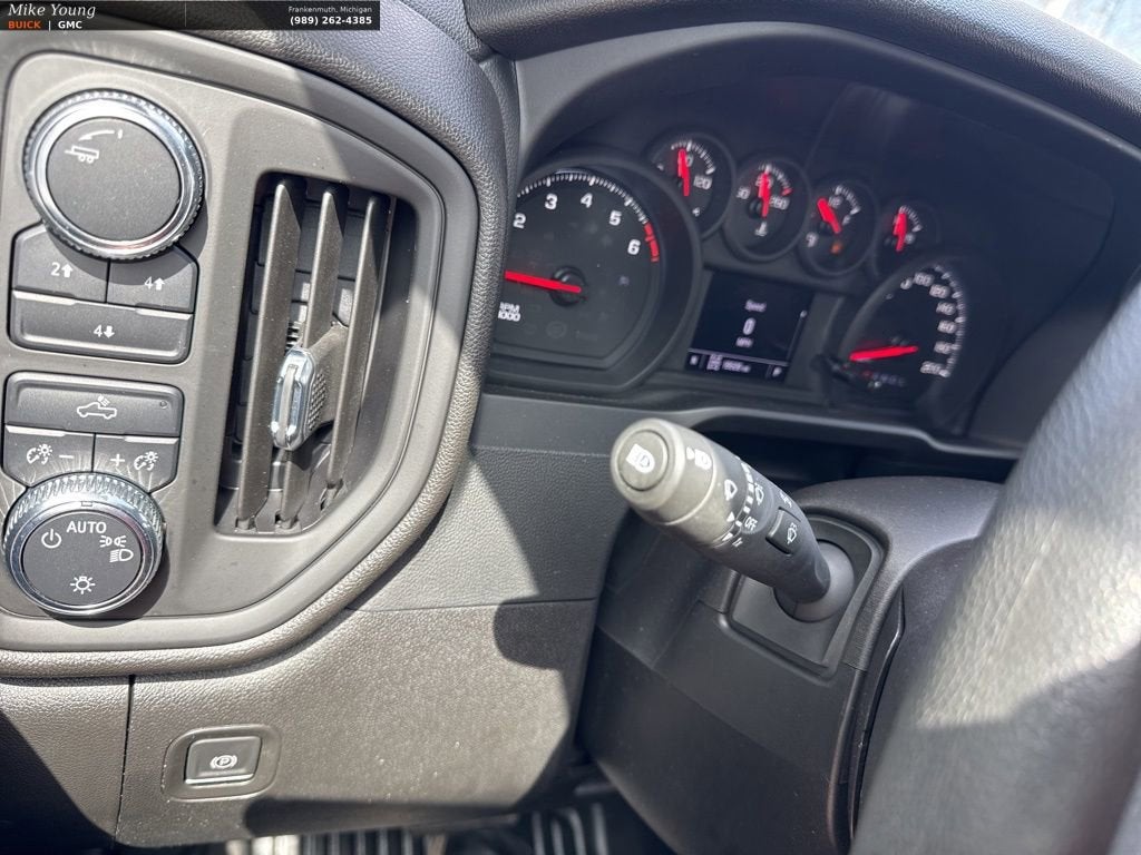 2024 GMC Sierra 2500 HD Pro