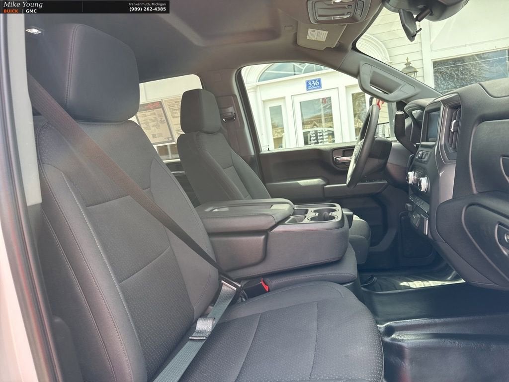 2024 GMC Sierra 2500 HD Pro