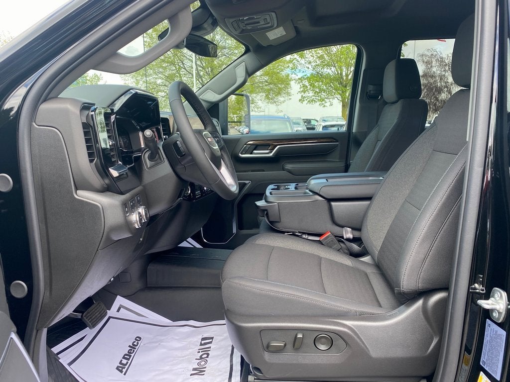 2025 GMC Sierra 2500 HD SLE