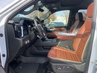 2026 GMC Sierra 3500 HD Denali Ultimate DRW