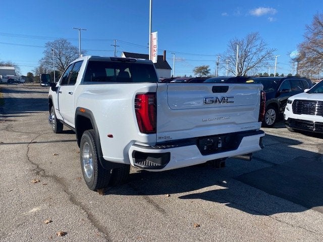 2026 GMC Sierra 3500 HD Denali Ultimate DRW