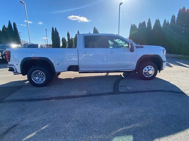 2026 GMC Sierra 3500 HD Denali Ultimate DRW