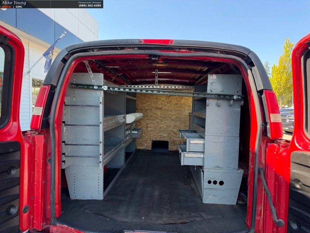 2009 GMC Savana Cargo 3500 Work Van