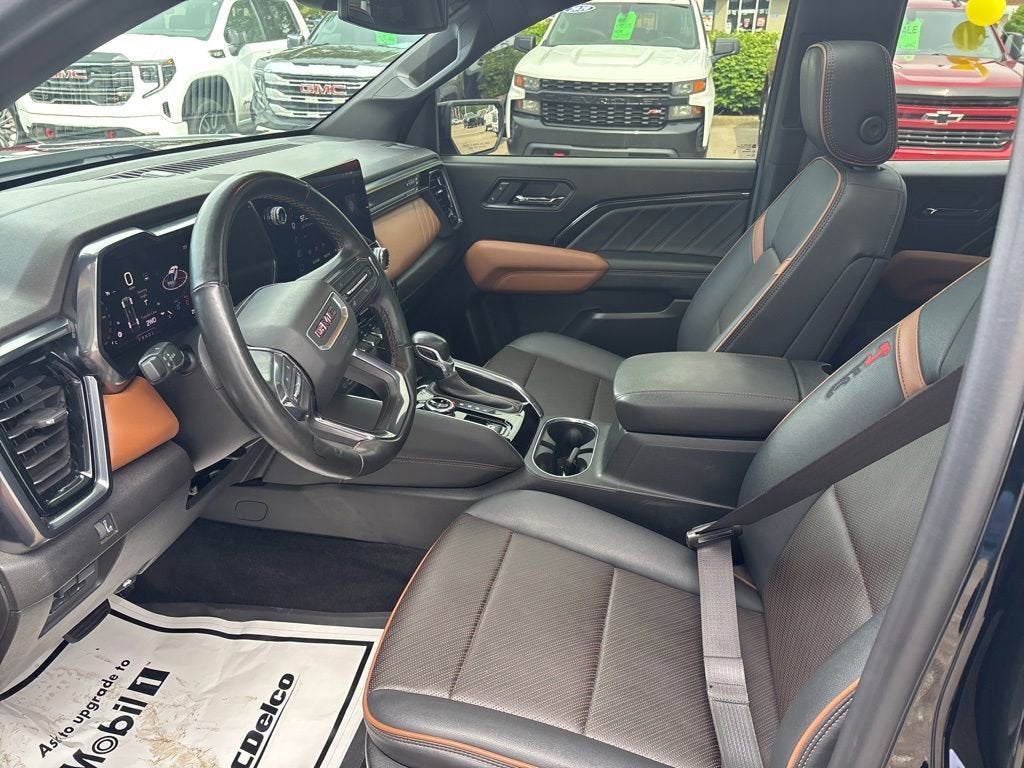 2024 GMC Canyon AT4