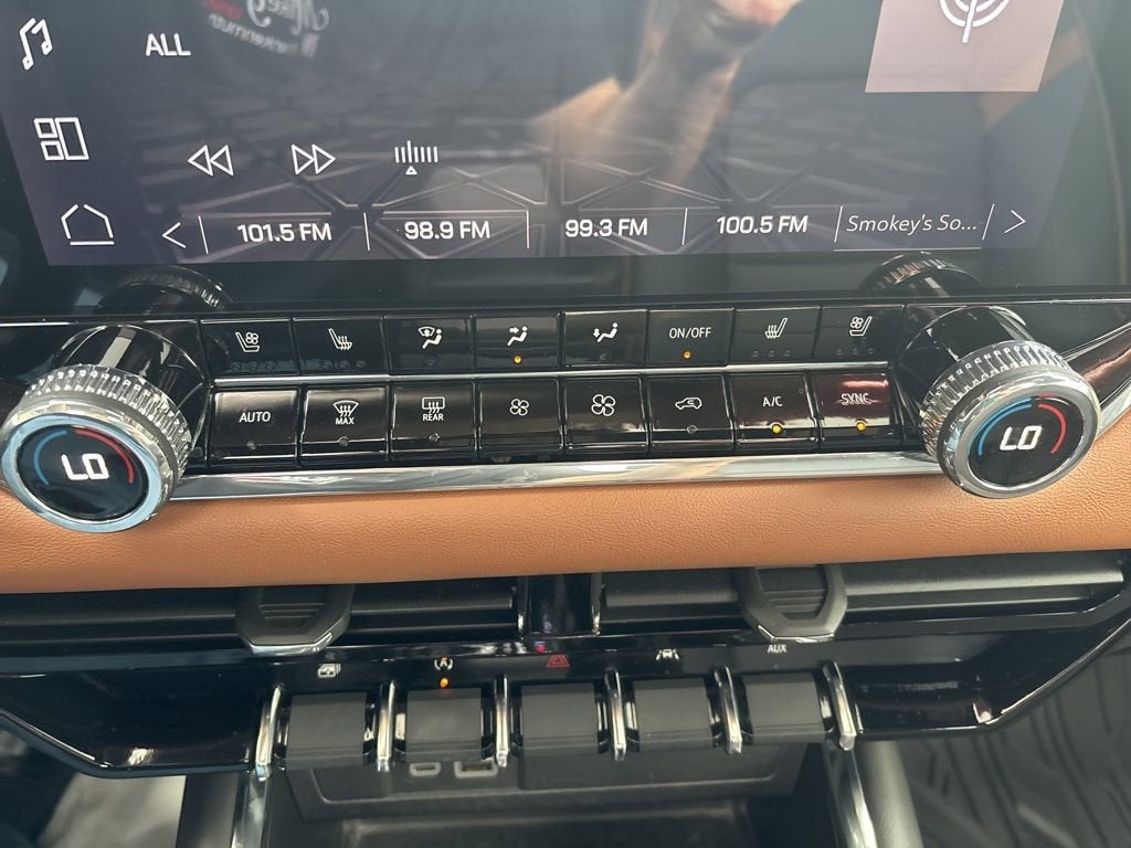 2024 GMC Canyon AT4