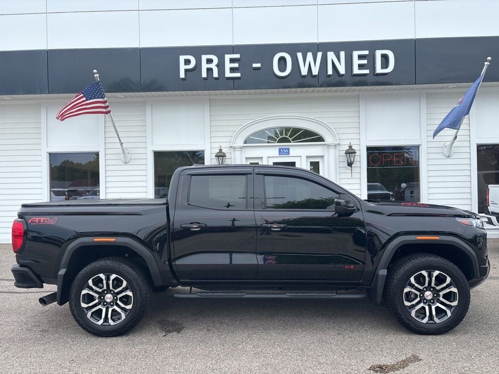 2024 GMC Canyon AT4