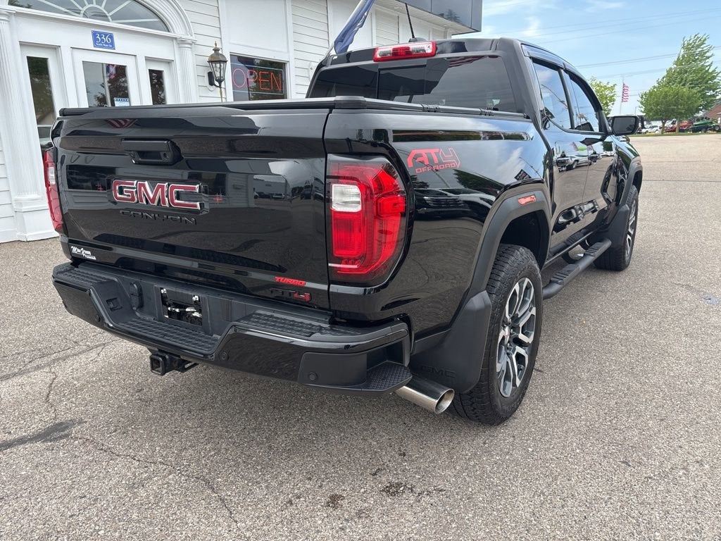 2024 GMC Canyon AT4