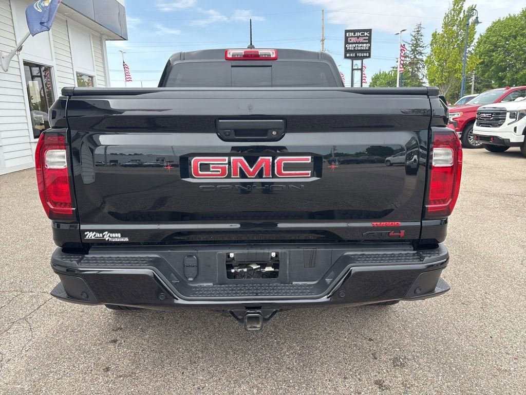 2024 GMC Canyon AT4