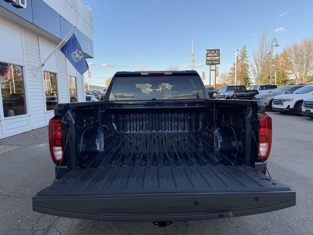 2023 GMC Sierra 1500 SLE