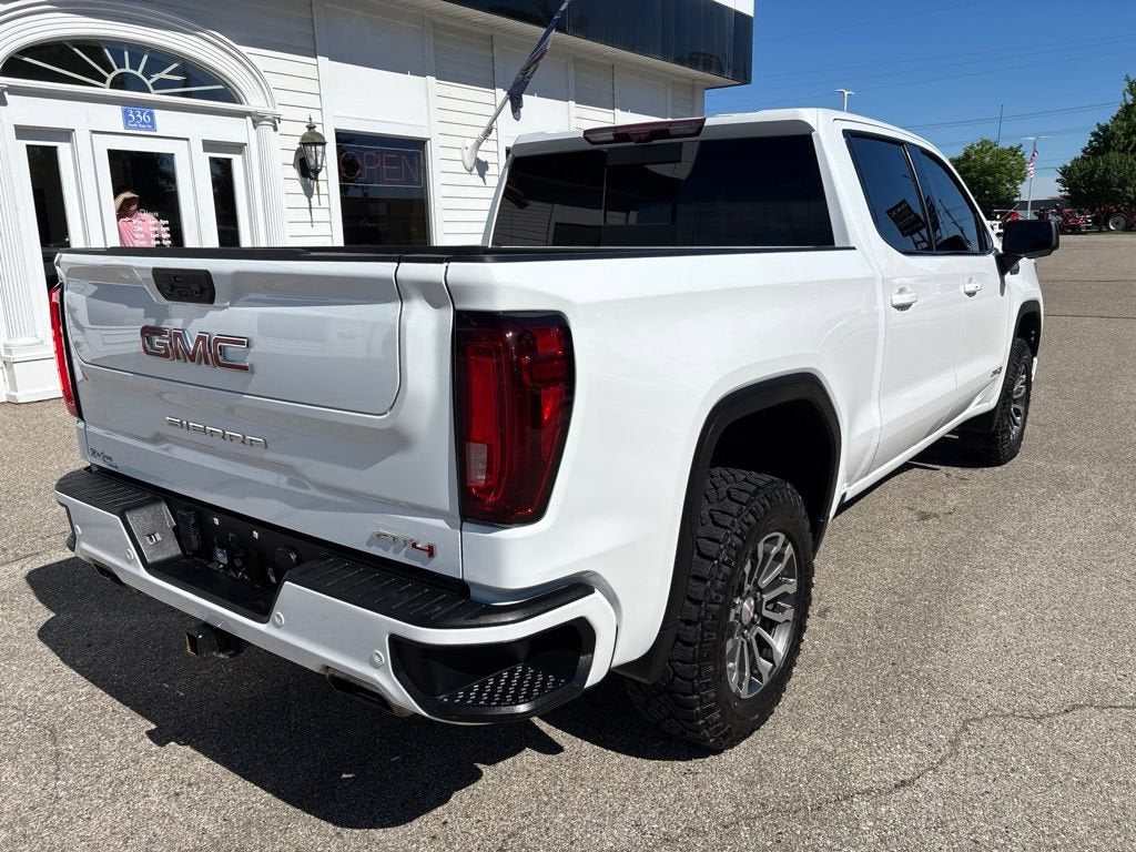 2022 GMC Sierra 1500 AT4