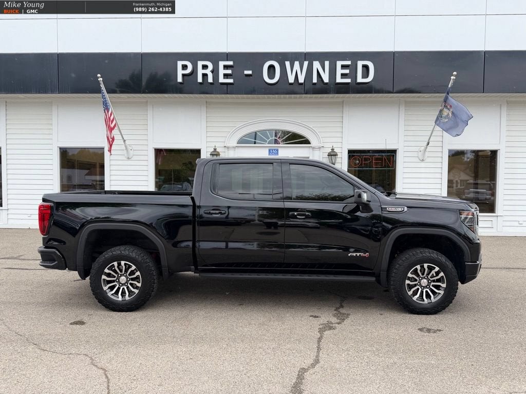 2022 GMC Sierra 1500 AT4