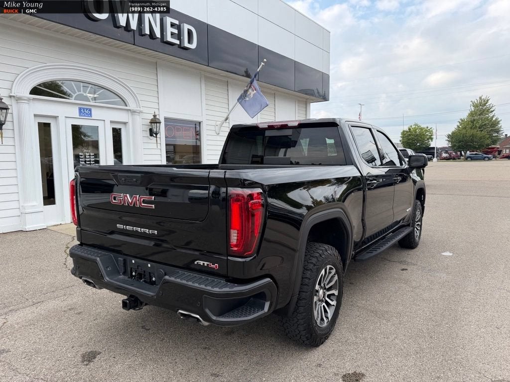 2022 GMC Sierra 1500 AT4