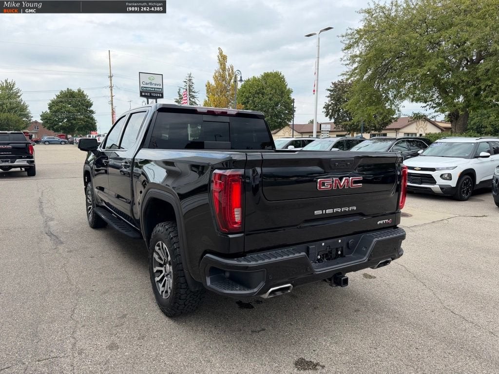 2022 GMC Sierra 1500 AT4
