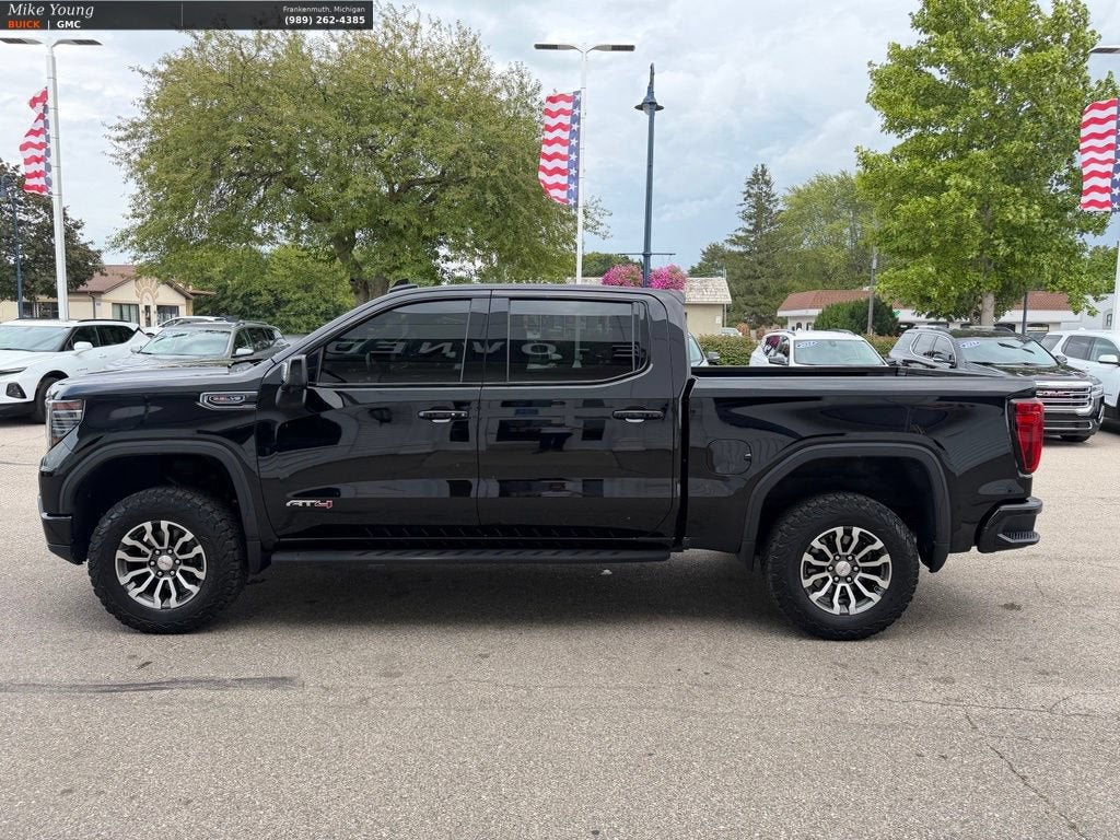 2022 GMC Sierra 1500 AT4
