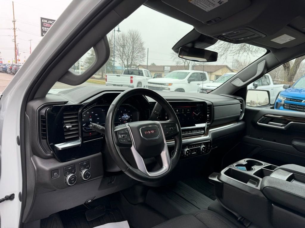 2023 GMC Sierra 1500 SLE