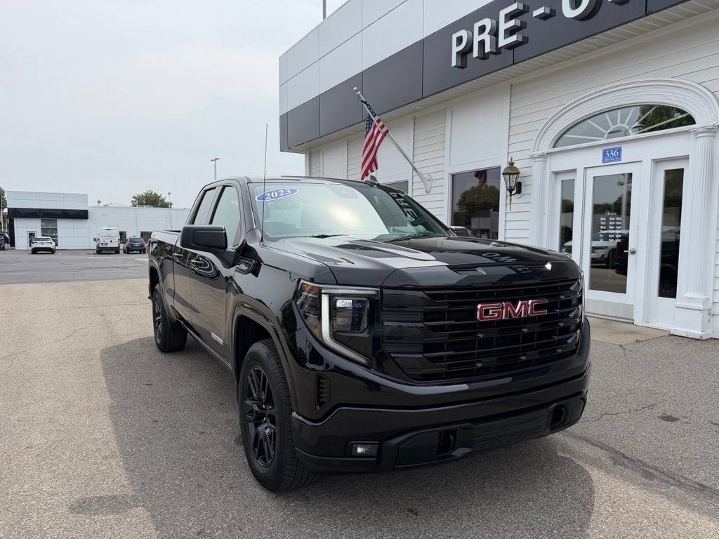 2023 GMC Sierra 1500 Elevation