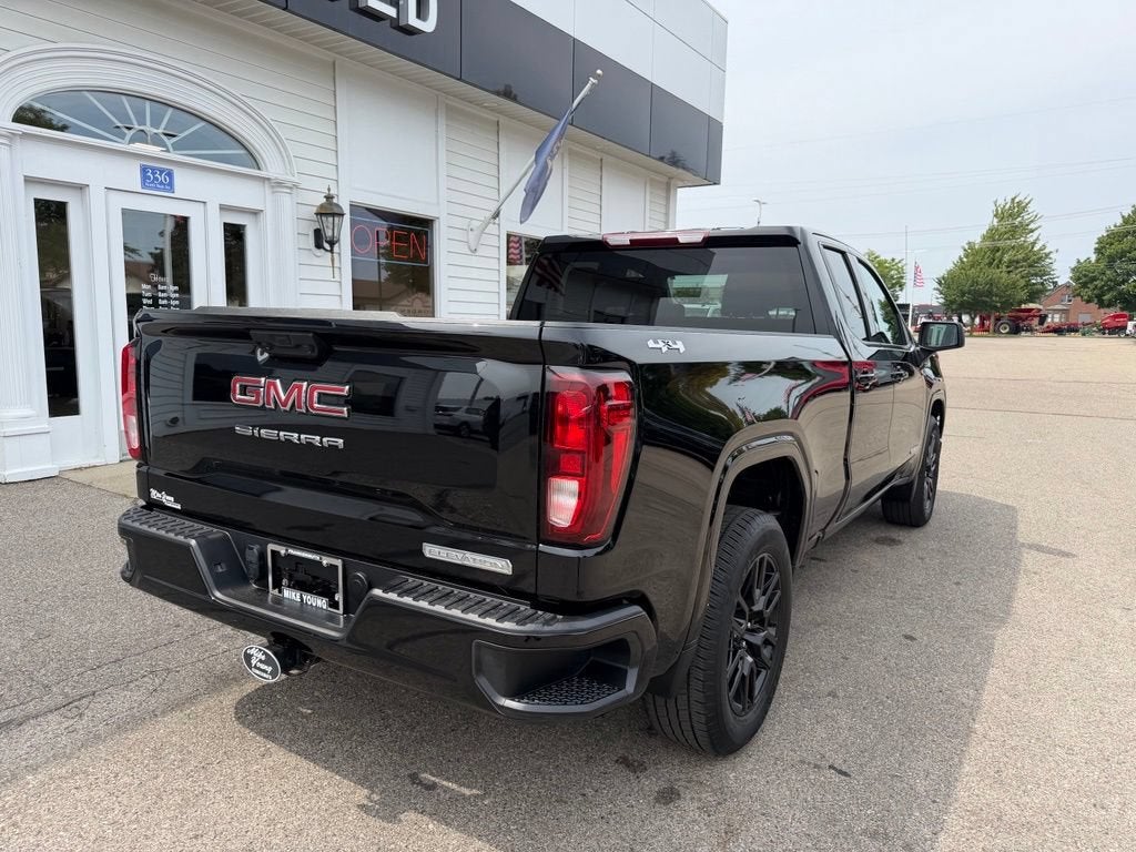 2023 GMC Sierra 1500 Elevation