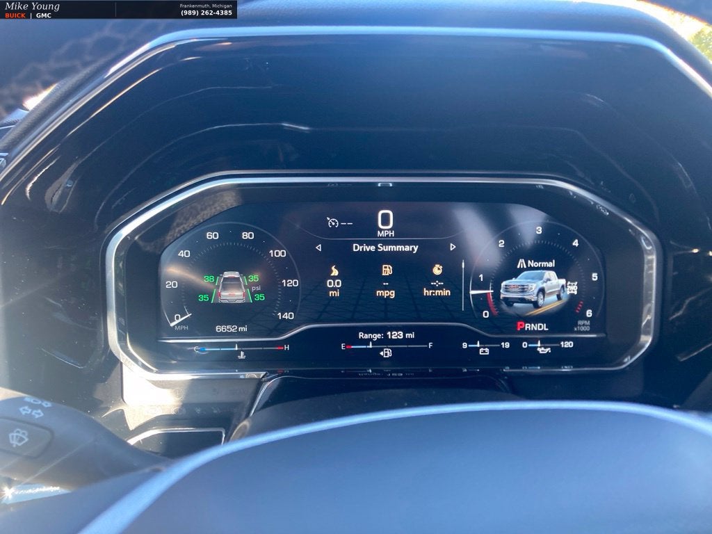 2024 GMC Sierra 1500 Elevation