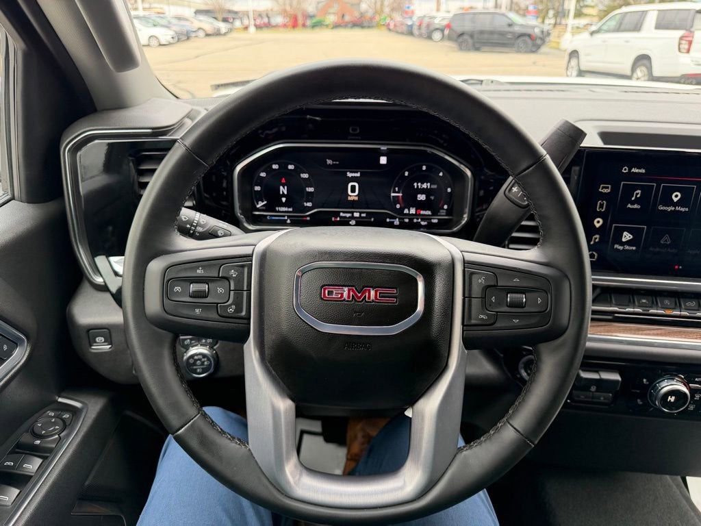 2025 GMC Sierra 1500 Elevation