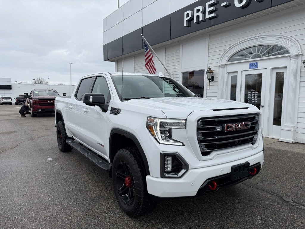 2021 GMC Sierra 1500 AT4
