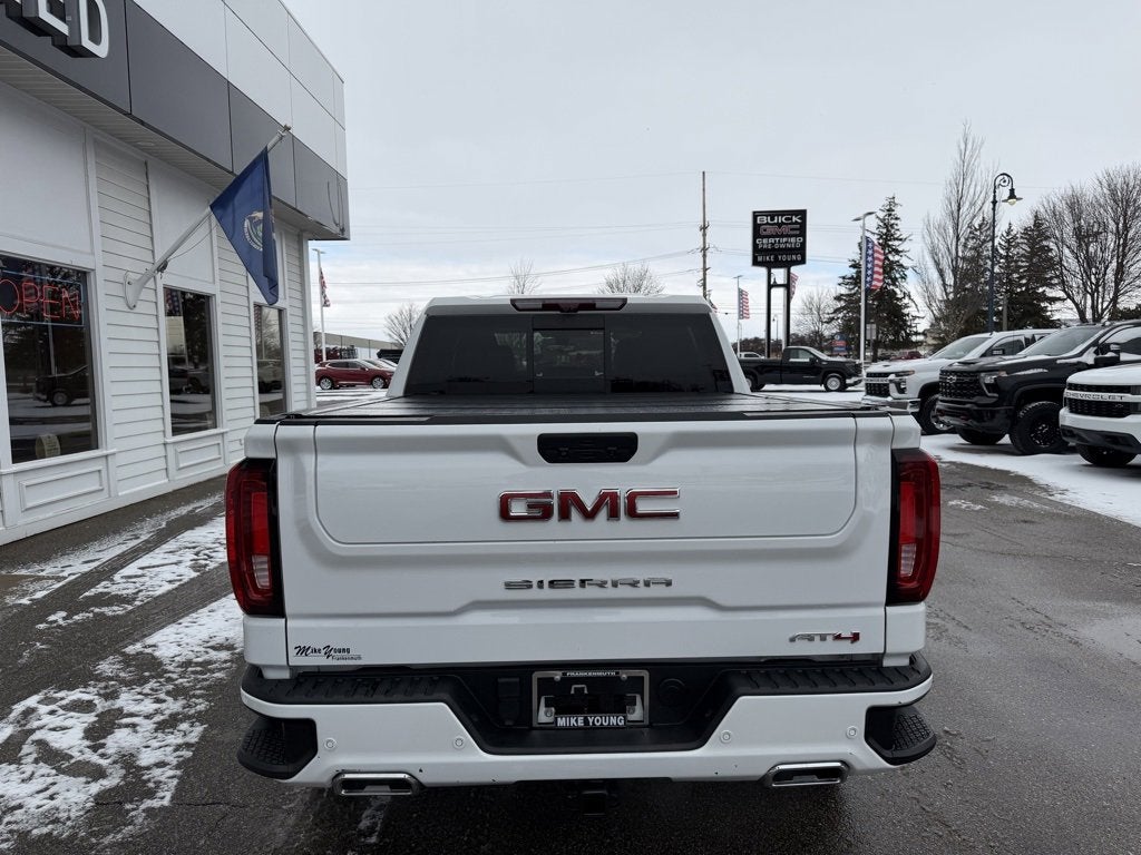 2021 GMC Sierra 1500 AT4