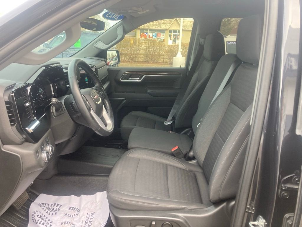 2023 GMC Sierra 1500 SLE