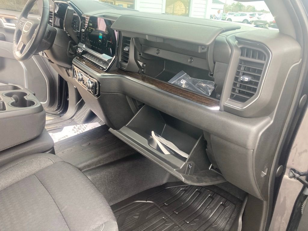 2023 GMC Sierra 1500 SLE