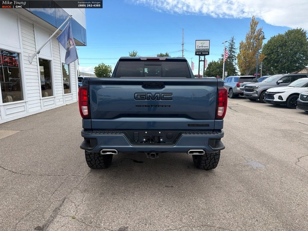 2024 GMC Sierra 1500 Elevation