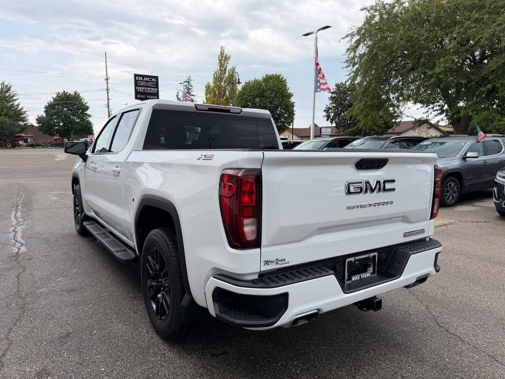 2024 GMC Sierra 1500 Elevation
