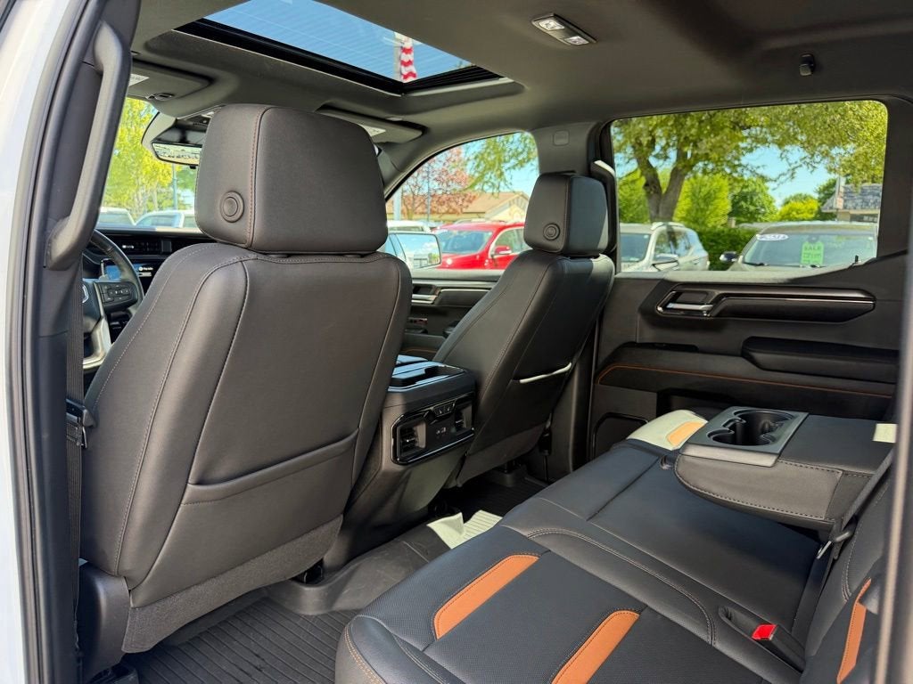 2025 GMC Sierra 1500 AT4