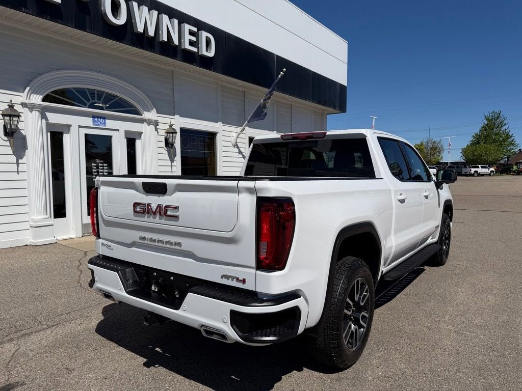 2025 GMC Sierra 1500 AT4