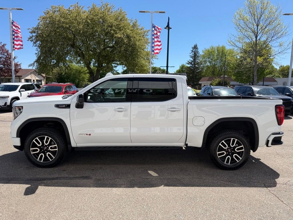 2025 GMC Sierra 1500 AT4