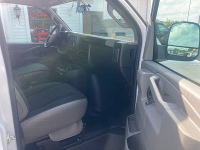 2025 GMC Savana Cargo Work Van