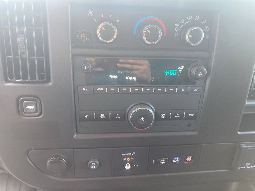 2025 GMC Savana Cargo Work Van