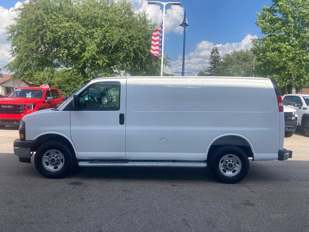 2025 GMC Savana Cargo Work Van