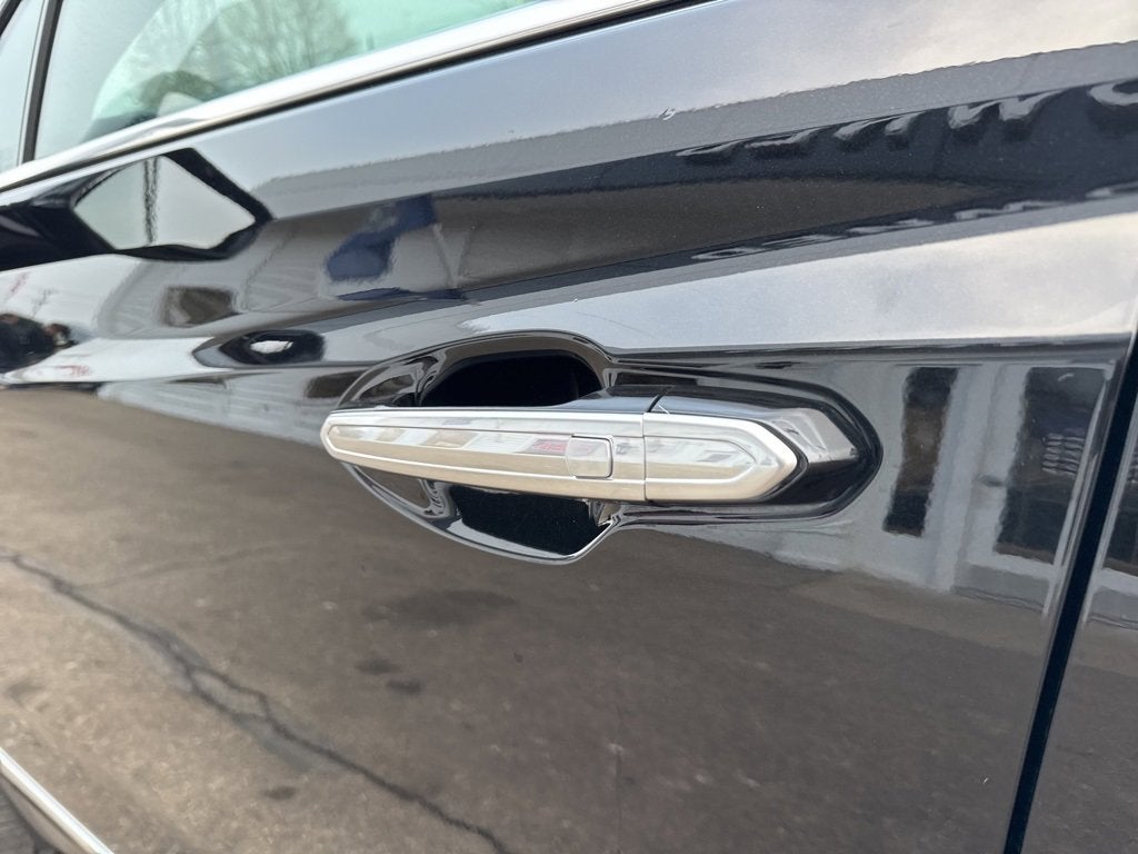 2025 Cadillac XT5 Luxury