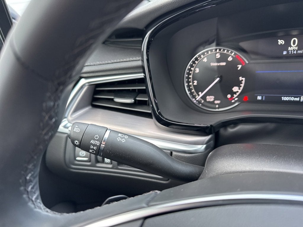 2025 Cadillac XT5 Luxury