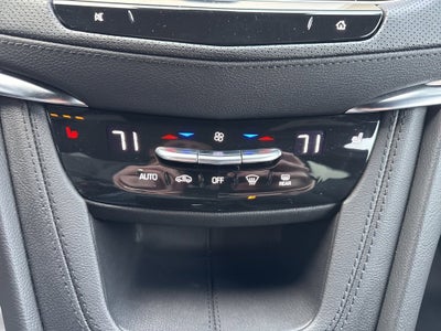 2025 Cadillac XT5 Luxury