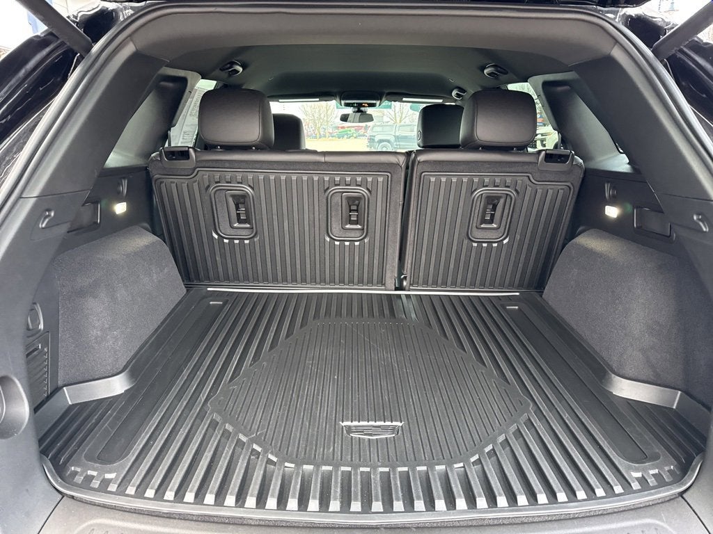 2025 Cadillac XT5 Luxury