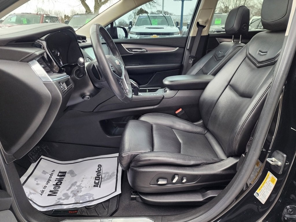 2017 Cadillac XT5 Luxury AWD