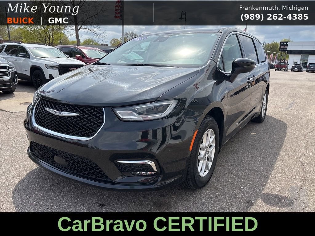 2023 Chrysler Pacifica Touring L