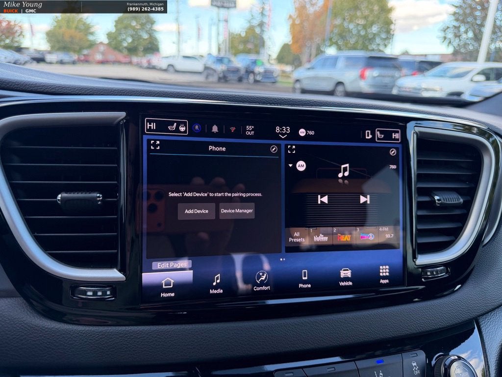 2025 Chrysler Pacifica Select