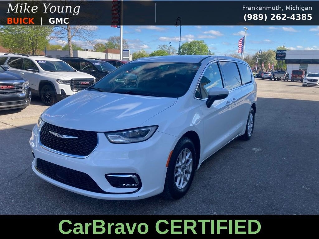 2023 Chrysler Pacifica Touring L